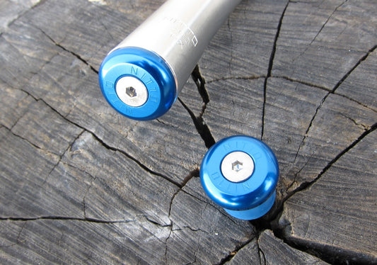 Handlebar Plugs - Nitto, Blue