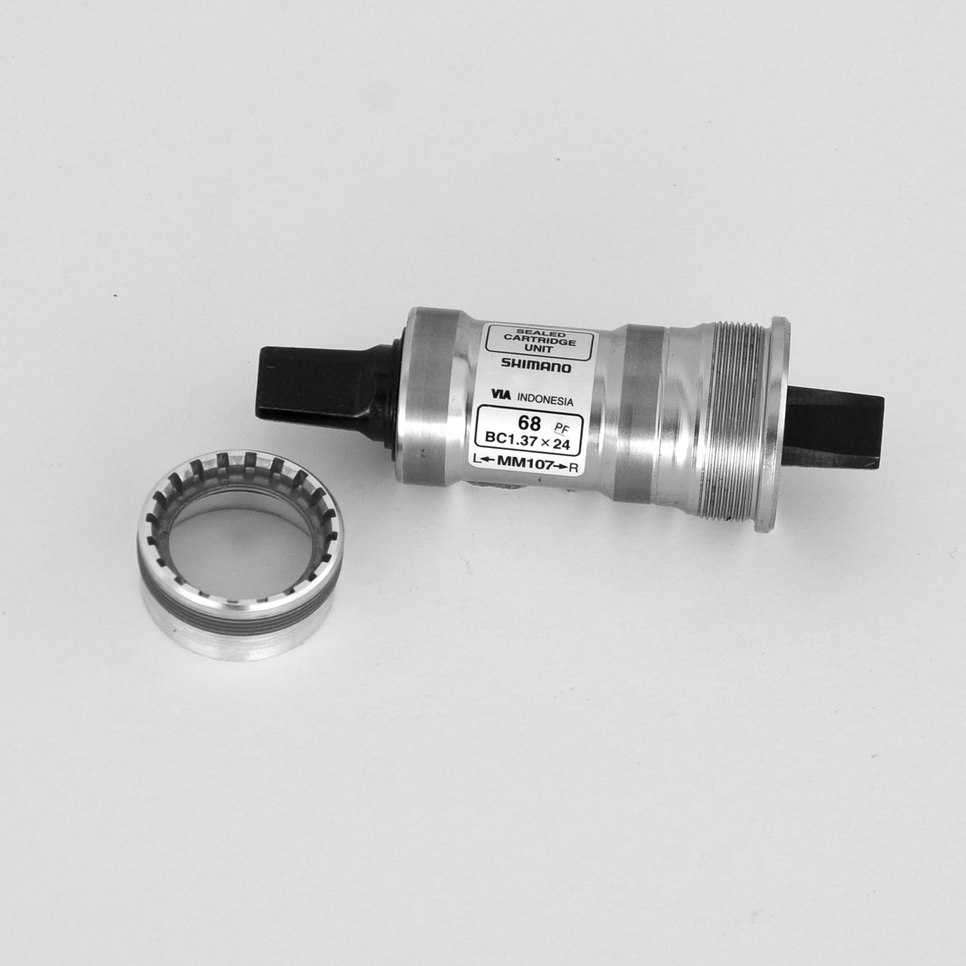 Bottom Bracket - Cartridge - - 73mm -- Shimano