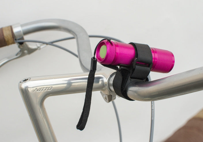 Diy bike best sale flashlight mount