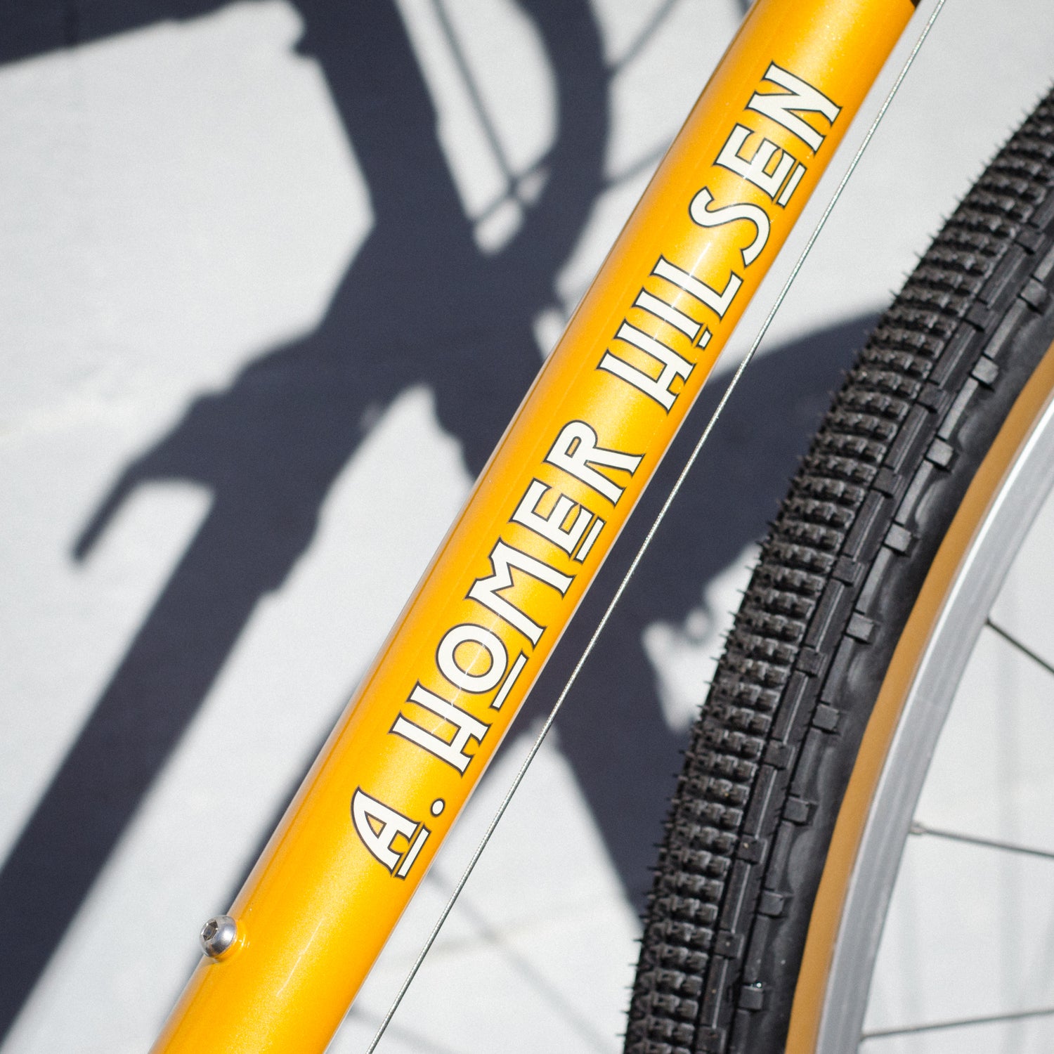 Bike tire online frame