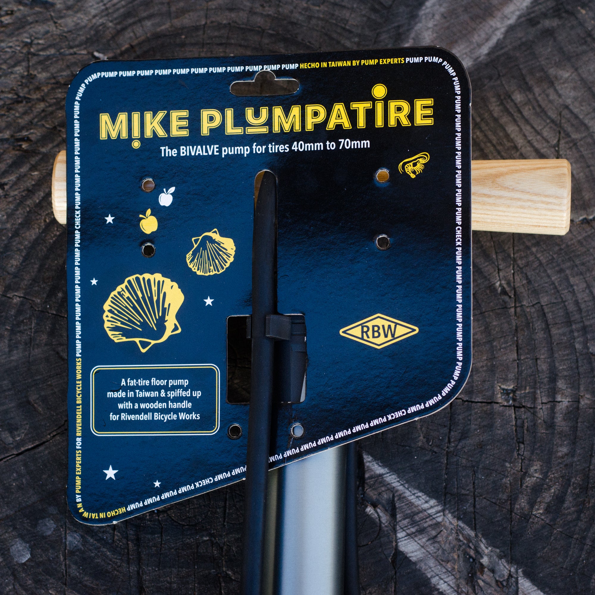 Mike PLUMPATIRE - a wood-handled Floor Pump – Rivendell 